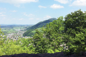 Blick auf Salzburg Richtung Heuberg vom Kapuzinerberg © gowiththeflo.at