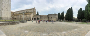 Platz vor der Basilika Aquileia