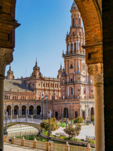 Andalusien Sehenswürdigkeiten Plaza de Espana Sevilla