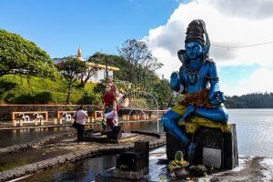 Hindu Götter am Kratersee Ganga Talao Mauritius